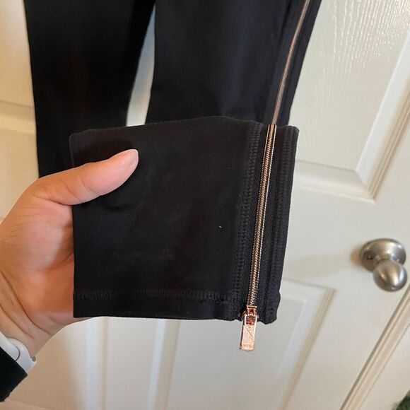 Athleta Medium Black High Rise Copper Zipper Legging - Picture 5 of 8